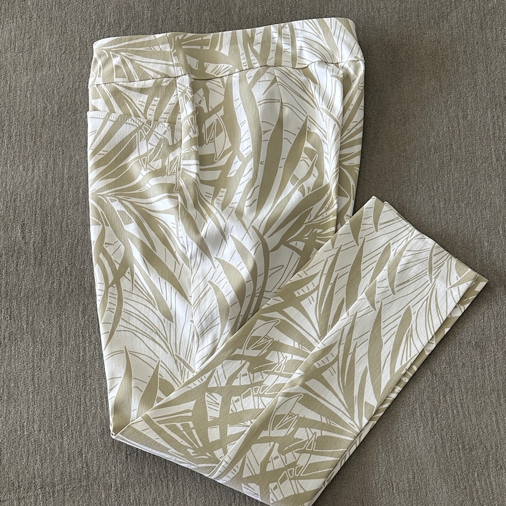 Chico's Cream and Tan Leaf Print  Pants